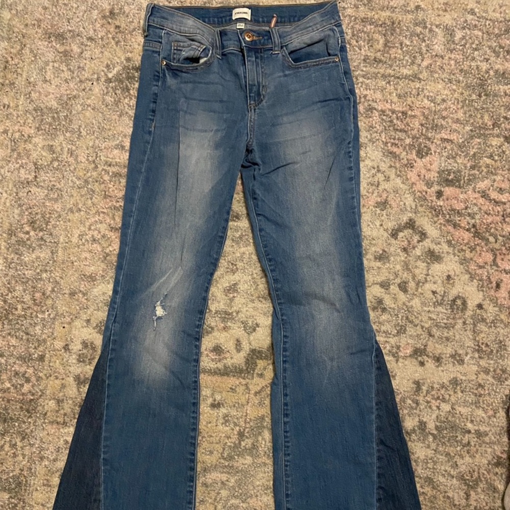 Sneak peek denim flare jeans size: 3/w26
